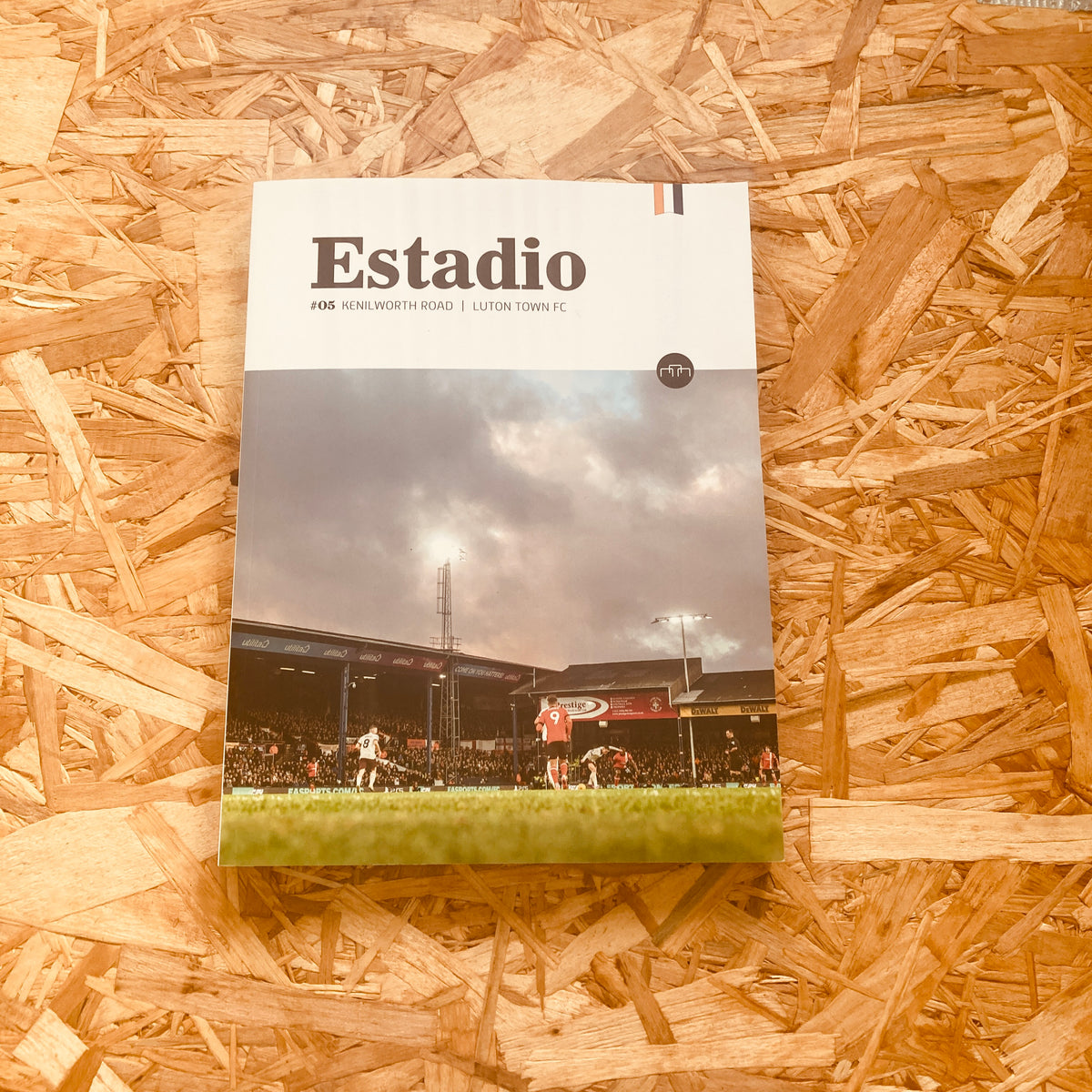 Estadio #5: Kenilworth Road (Luton Town) – Stanchion