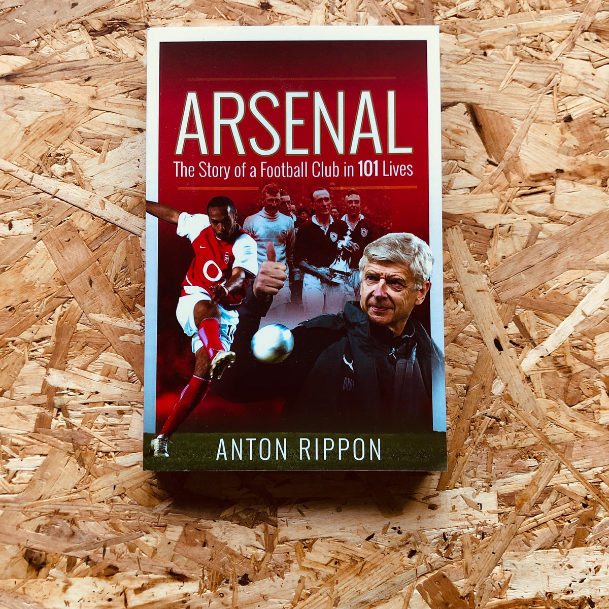 Arsenal: The Story of a Football Club in 101 Lives – Stanchion