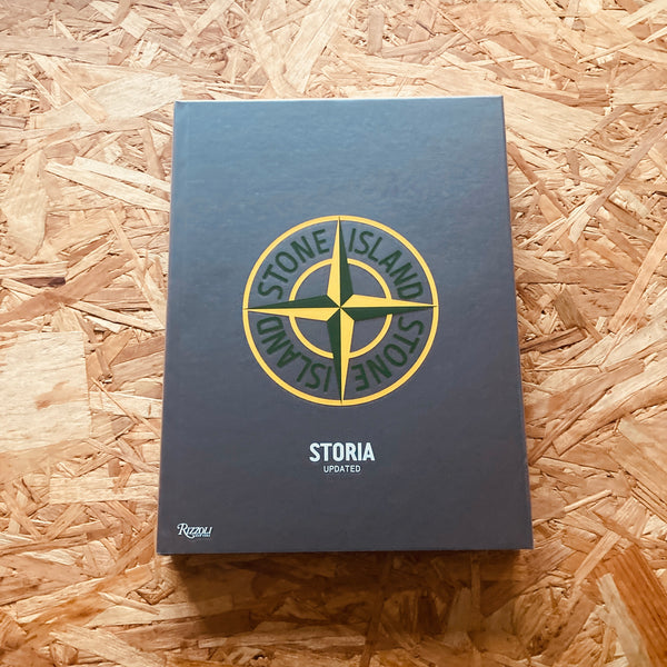 Stone Island: Storia (revised and updated)