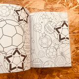 World Cup Greatest Moments Colouring Book (Ultimate Football Heroes)
